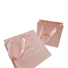 Custom Print Logo Elegant Putih Hitam Gift Paper Bags Kemewahan Pakaian Boutique Paper Shopping Bag Dengan Ribbon Handle