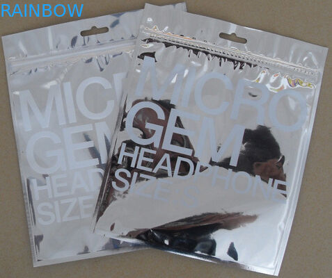 Tas kosmetik plastik transparan tampilan depan dengan ritsleting