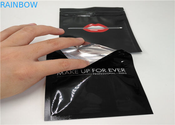 Efek Glossy Tas Kemasan Kosmetik