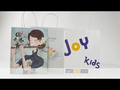 Kantong Kertas Dengan Pegangan.