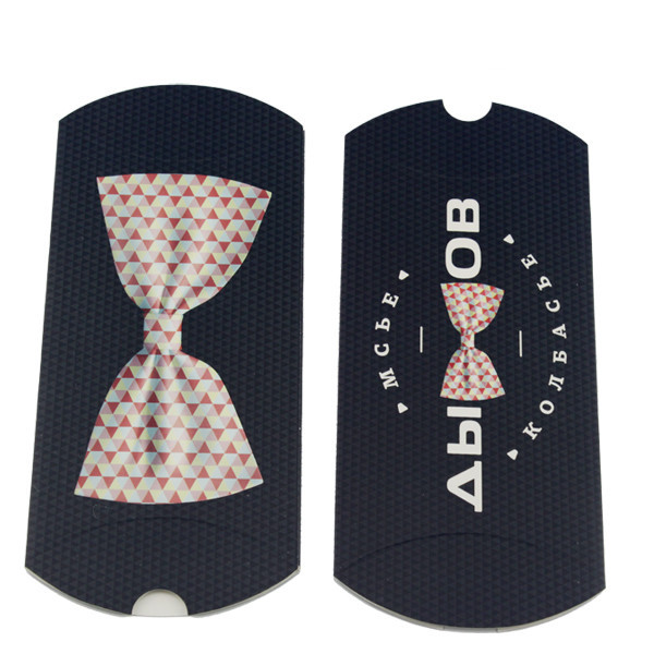 Kotak kertas ekstensi rambut hitam putih dengan ukuran disesuaikan dan logo dalam bentuk bantal