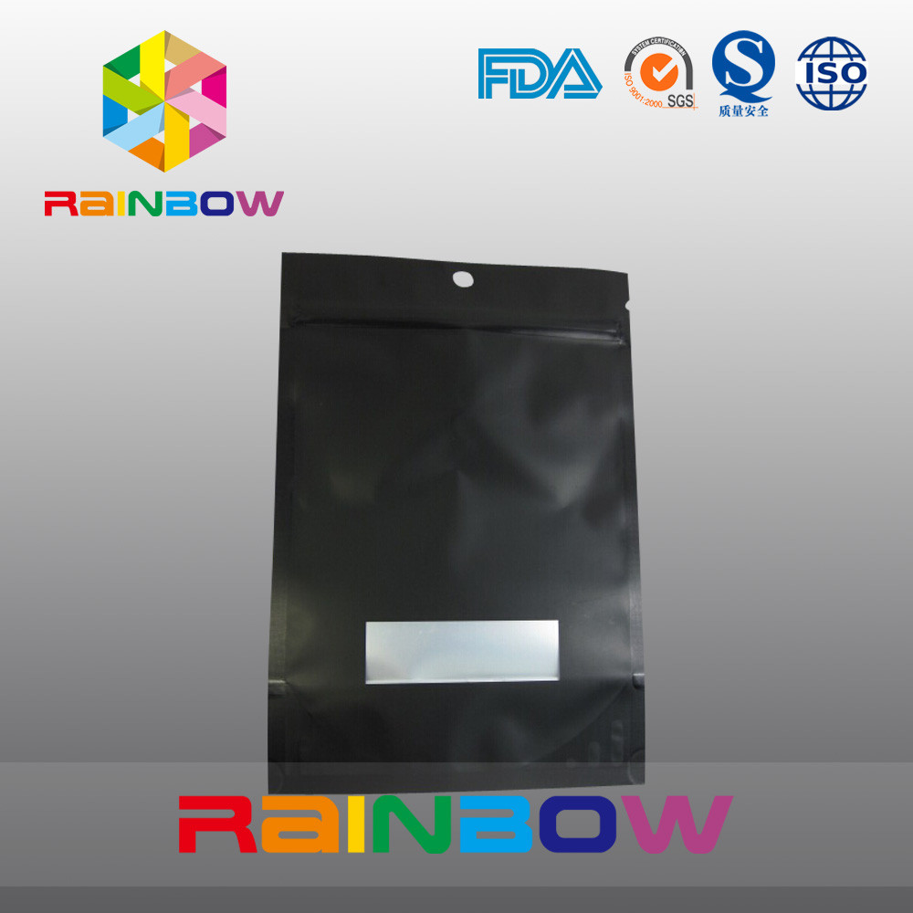 Disesuaikan 2oz Aluminium Foil Berjajar Black Matt Stand Up Coffee Bag dengan Valve