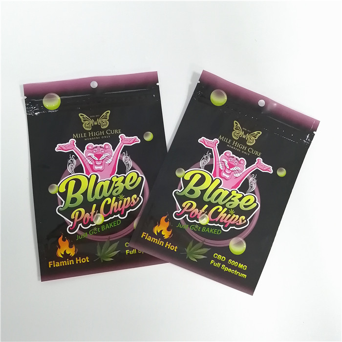 Matte Finished Ziplock Kantong Plastik Laminated Stand Up Zipper Banana Chips Kemasan