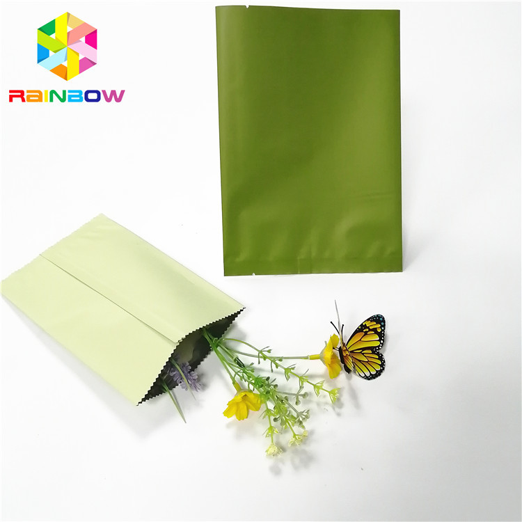 Logo Disesuaikan Foil Kantung Kemasan Middle Sealing Bukti Kelembaban Untuk Permen