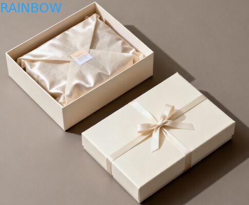 Eco-Friendly Foldable Rigid Cardboard Gift Box Untuk Perhiasan Pakaian Sepatu Jam Tangan Embossing Premium Packaging Box